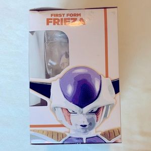 Frieza DBZ figure